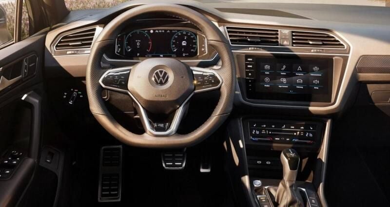 Usado VW Tiguan Life 245 HP (180 kW) 2021 Cinzento SUV