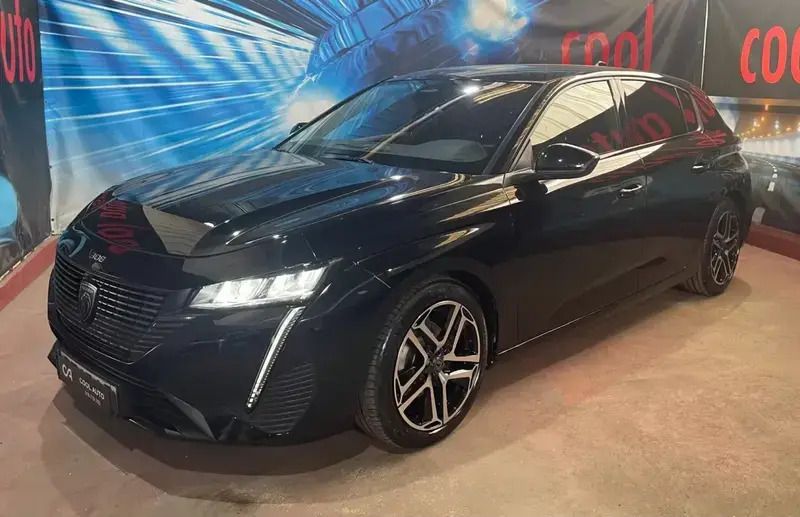Preto Usado 2023 Peugeot 308 Allure Citadino | € 20.999 (Preço justo) - Imagem 1/4