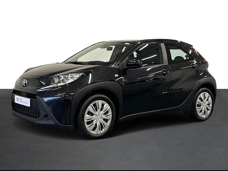 Preto (pintura metalizada) Usado 2024 Toyota Aygo X X-play SUV | € 17.750 (Preço justo) - Imagem 1/4