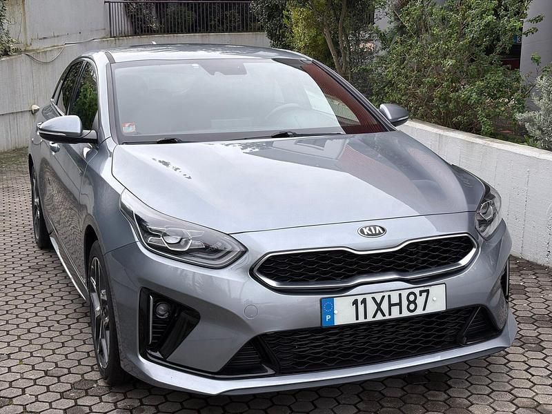 Usado Kia Ceed GT GT-Line 140 HP (102 kW) 2019 Cinza Carrinha