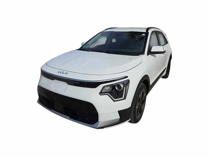 Branco Usado 2023 Kia e-Niro SUV | € 27.450 (Bom preço) - Imagem 1/4