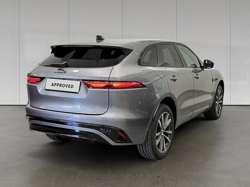 Usado Jaguar F-Pace R-Dynamic 404 HP (297 kW) 2024 Eiger grey SUV