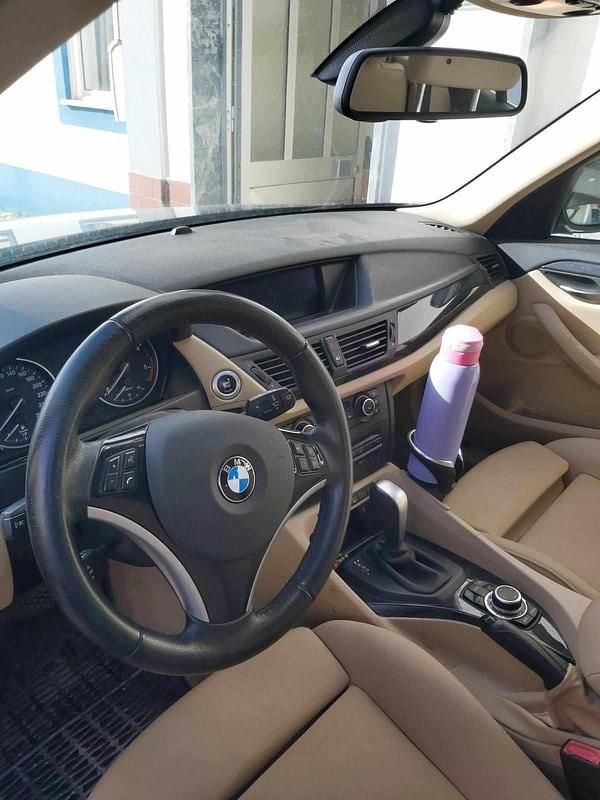 Usado BMW X1 143 HP (105 kW) 2012 Azul SUV