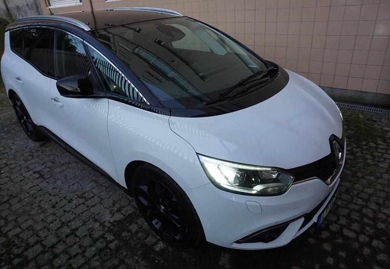 Branco Usado 2017 Renault Grand Scénic IV Monovolume | € 15.000 (Preço justo) - Imagem 1/4