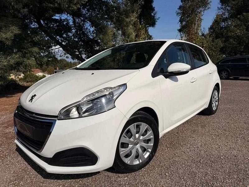 Branco Usado 2019 Peugeot 208 Citadino | € 11.685 (Bom preço) - Imagem 1/4