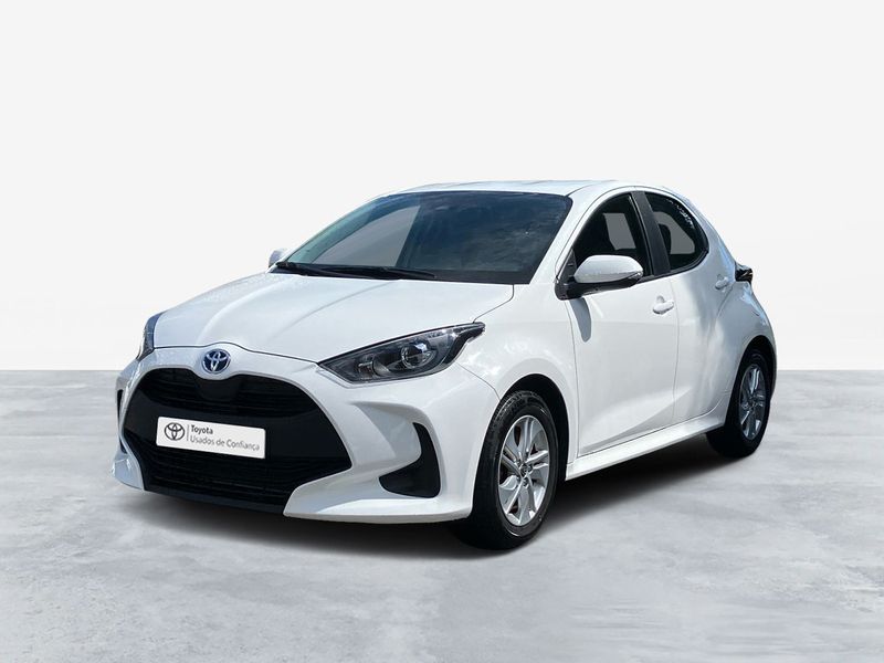 Branco (sólida) Usado 2024 Toyota Yaris Comfort Sedan | € 24.750 (Preço justo) - Imagem 1/4