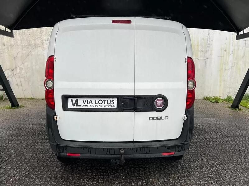 Usado Fiat Doblò 105 HP (77 kW) 2014 Branco Monovolume