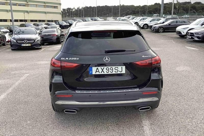 Usado Mercedes GLA220 AMG line 190 HP (139 kW) 2023 Preto SUV