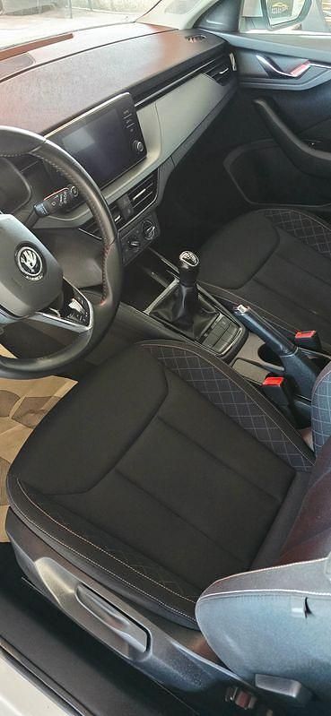 Usado Skoda Scala 110 HP (80 kW) 2022 Branco Citadino