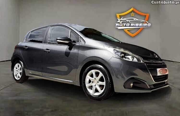 Cinza Usado 2016 Peugeot 208 Style Citadino | € 10.850 (Caro) - Imagem 1/1