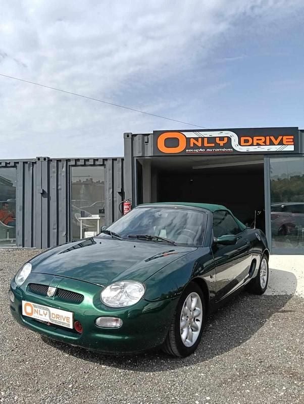 Usado MG F 120 HP (88 kW) 2000 Verde Cabrios