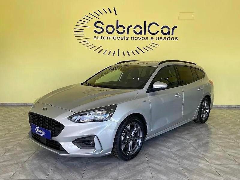 Cinzento Usado 2021 Ford Focus ST-Line Carrinha | € 20.500 (Preço justo) - Imagem 1/4