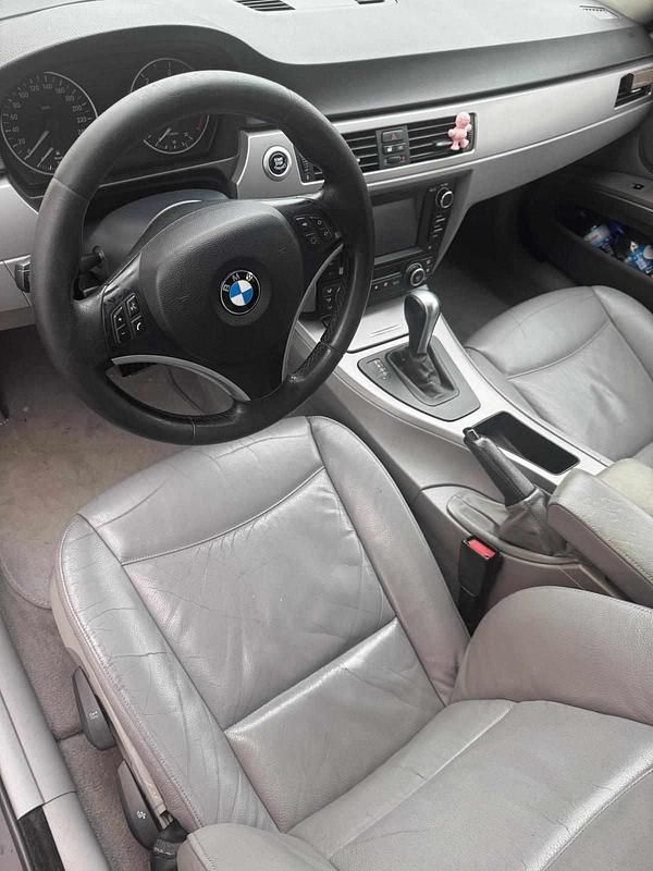 Usado BMW 320 163 HP (119 kW) 2006 Cinzento Carrinha