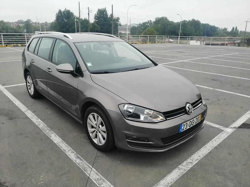 Cinzento Usado 2015 VW Golf VII Carrinha | € 9.000 (Super Preço) - Imagem 1/4