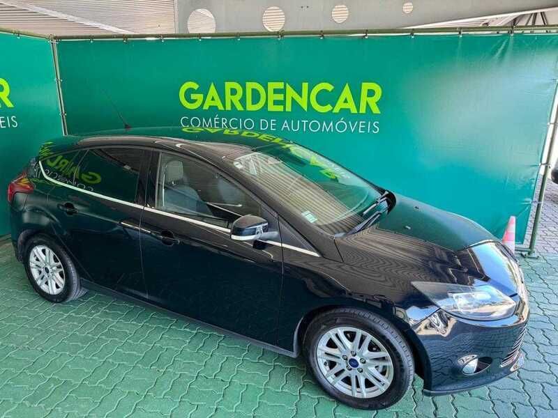 Usado Ford Focus Active 125 HP (91 kW) 2013 Preto