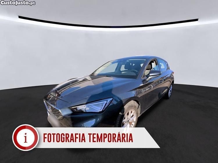 Cinza Usado 2022 Seat Leon Style Citadino | € 16.890 (Preço justo) - Imagem 1/1