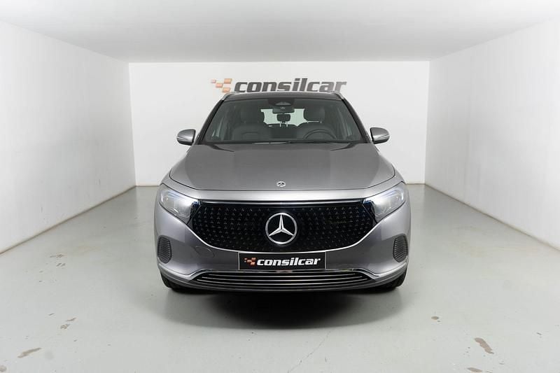 Cinza Usado 2024 Mercedes EQA250+ Progressive SUV | € 39.890 (Preço justo) - Imagem 1/4