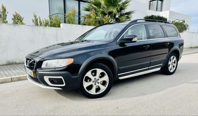 Usado 2011 Volvo XC70 Momentum SUV | € 13.950 - Imagem 1/4
