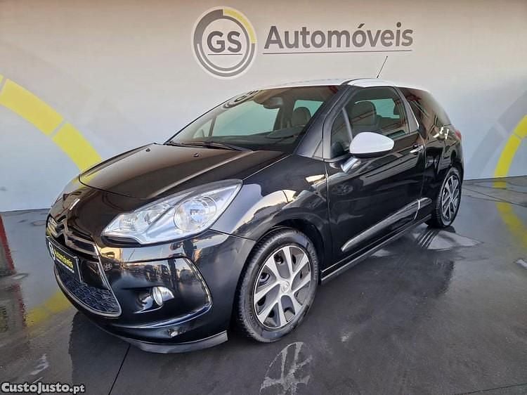 Preto Usado 2012 DS Automobiles DS3 So Chic Coupé | € 9.990 - Imagem 1/1