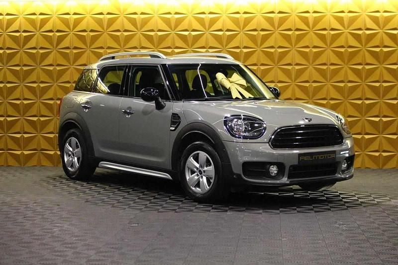 Usado Mini Countryman 116 HP (85 kW) 2018 Cinzento SUV