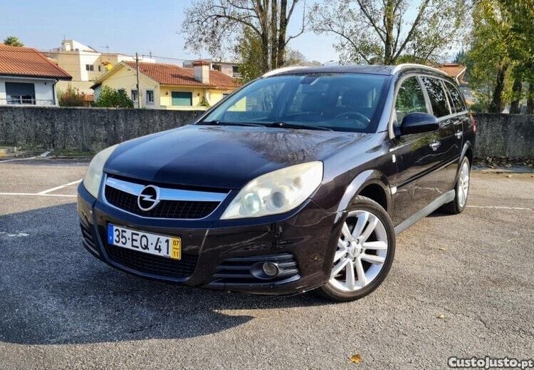 Preto Usado 2007 Opel Vectra Cosmo | € 3.240 (Preço justo) - Imagem 1/1