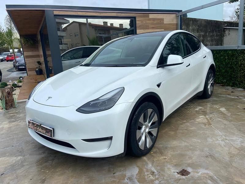 Branco Usado 2021 Tesla Model Y Long Range SUV | € 34.900 (Preço elevado) - Imagem 1/4