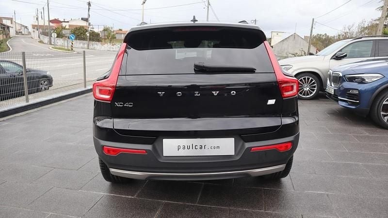 Usado Volvo XC40 262 HP (192 kW) 2022 Preto SUV