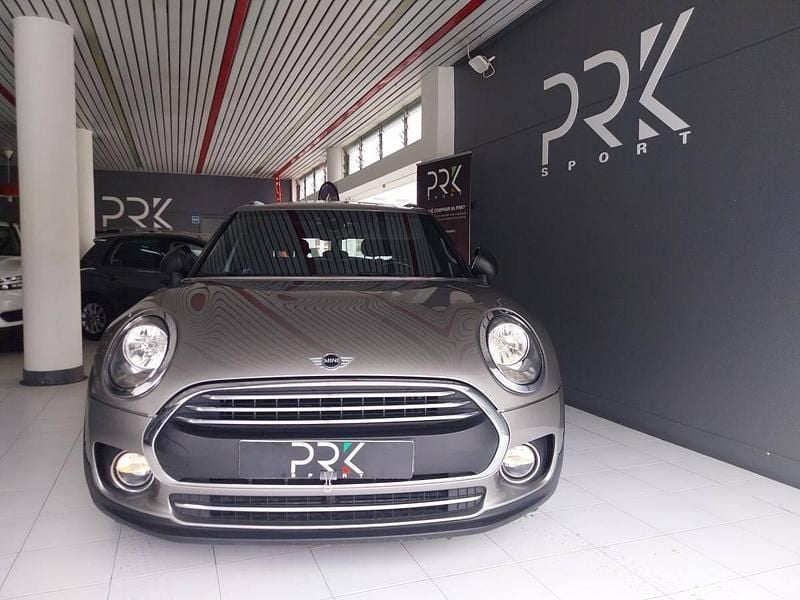 Usado Mini Clubman 116 HP (85 kW) 2016 Cinzento Carrinha