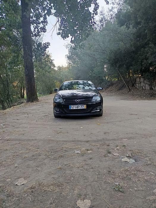 Usado 2009 Opel Astra GTC | € 7.200 (Caro) - Imagem 1/4