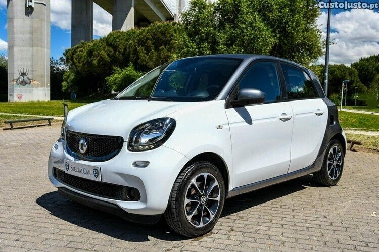 Branco Usado 2016 Smart ForFour Passion | € 10.450 (Preço justo) - Imagem 1/1