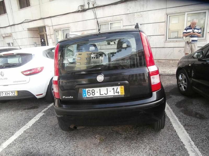 Usado Fiat Panda 75 HP (55 kW) 2011 Preto Citadino