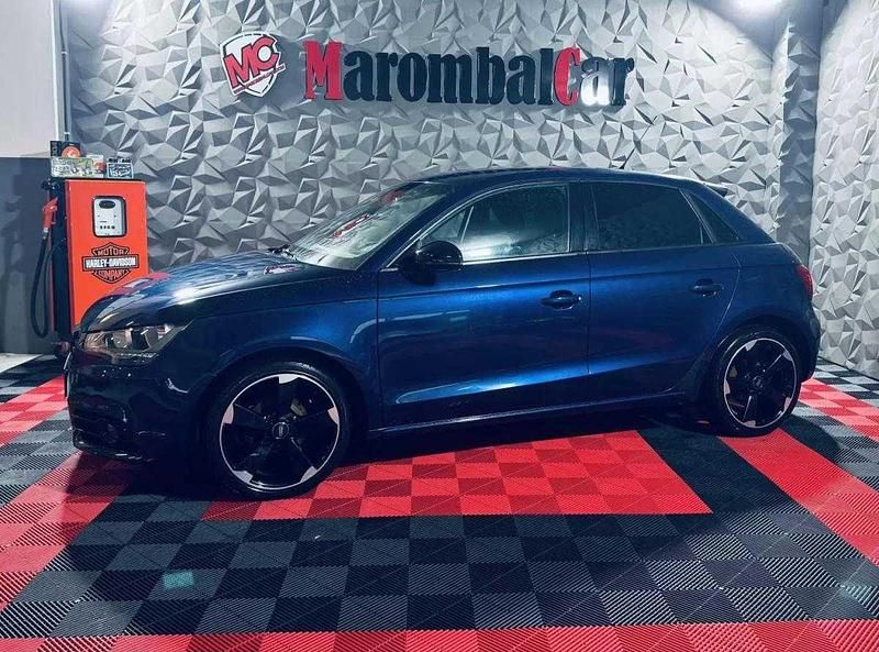 Azul escuro Usado 2012 Audi A1 Sportback Sport Citadino | € 12.990 (Preço elevado) - Imagem 1/4