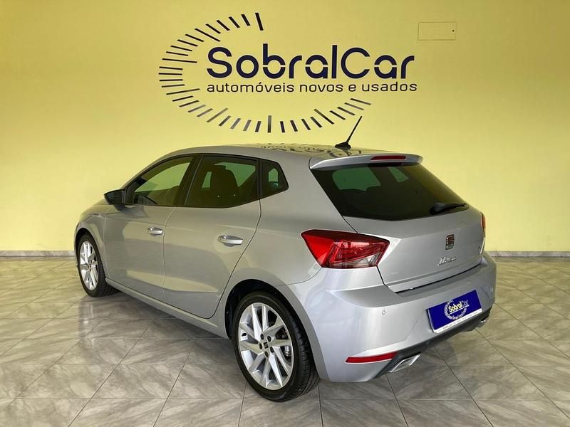 Usado Seat Ibiza 110 HP (80 kW) 2022 Cinzento Citadino