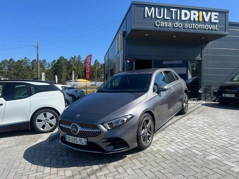 Cinza Usado 2021 Mercedes A250 AMG line | € 29.000 (Bom preço) - Imagem 1/4