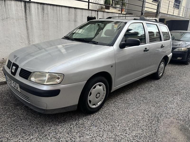 Usado 2000 Seat Cordoba Carrinha | € 1.550 - Imagem 1/4