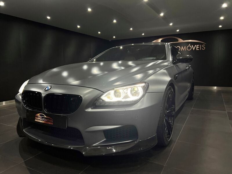 Cinza Usado 2013 BMW M6 Coupé | € 70.000 - Imagem 1/4