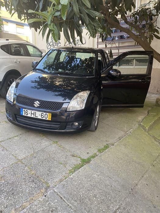 Usado 2009 Suzuki Swift Sedan | € 4.500 - Imagem 1/4