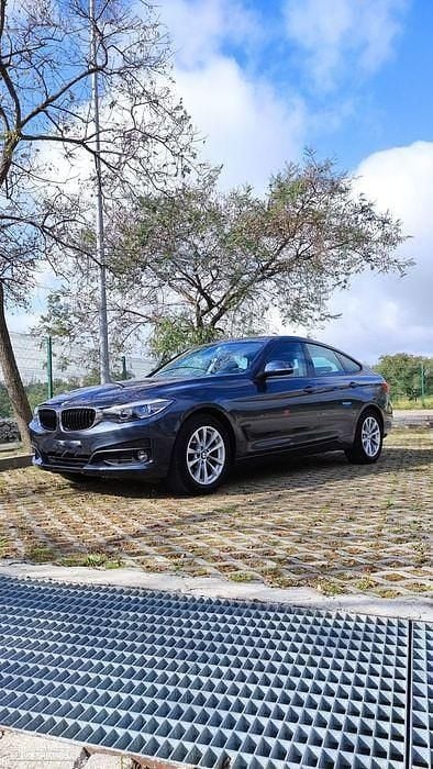 Usado 2017 BMW 318 Gran Turismo Sedan | € 16.900 - Imagem 1/4