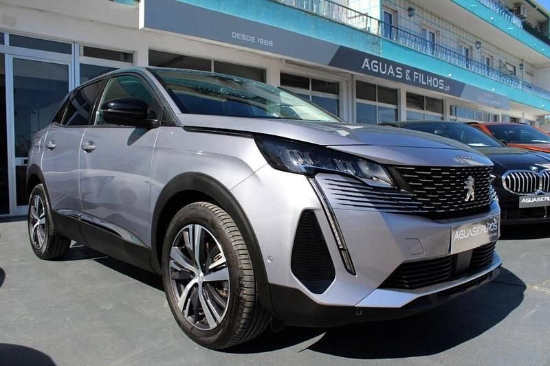 Cinzento Usado 2022 Peugeot 3008 | € 22.990 (Preço justo) - Imagem 1/4