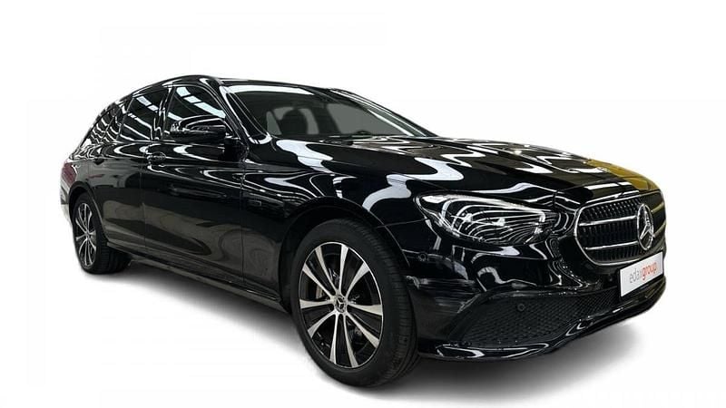 Usado Mercedes E300 Exclusive 306 HP (225 kW) 2021 Preto Carrinha
