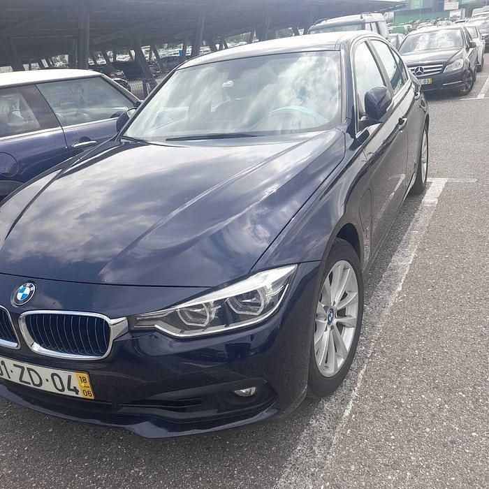 Usado 2018 BMW 330e Sedan | € 17.500 (Super Preço) - Imagem 1/4