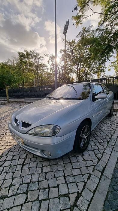 Usado 2001 Renault Mégane Coupé | € 1.500 - Imagem 1/4