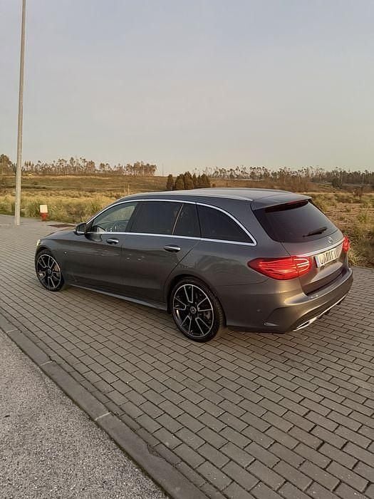 Usado Mercedes C300e AMG 306 HP (225 kW) 2020 Sedan