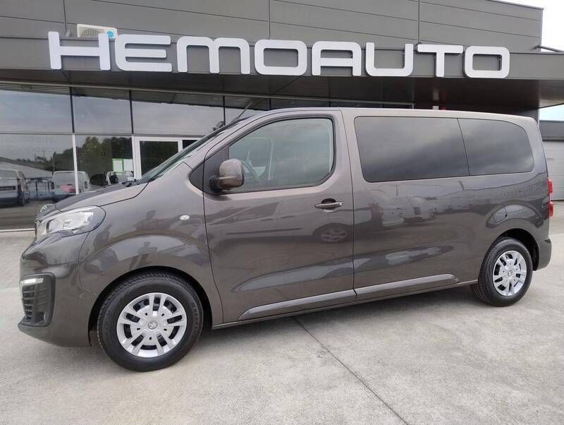Cinza Usado 2019 Peugeot Traveller Active Monovolume | € 28.990 (Caro) - Imagem 1/4