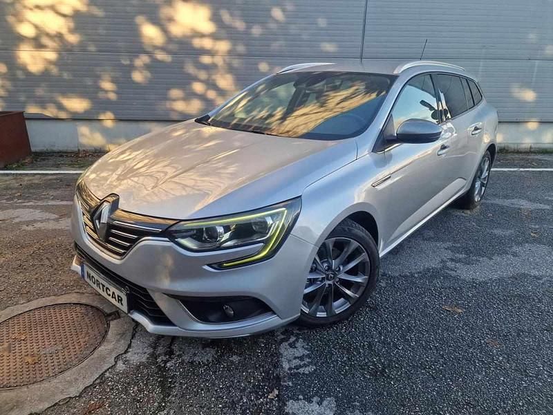 Usado Renault Mégane IV 110 HP (80 kW) 2017 Cinzento Carrinha