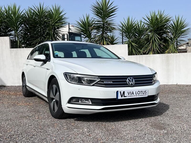 Branco Usado 2016 VW Passat Carrinha | € 16.900 (Preço elevado) - Imagem 1/4