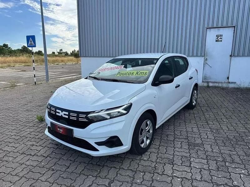 Branco Usado 2024 Dacia Sandero Essentiel Citadino | € 13.990 (Super Preço) - Imagem 1/4