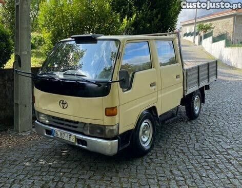 Amarelo Usado 1997 Toyota Dyna Pickup | € 5.650 - Imagem 1/1