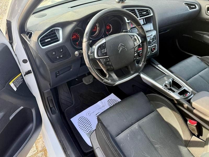 Usado Citroën C4 Shine 120 HP (88 kW) 2013 Branco