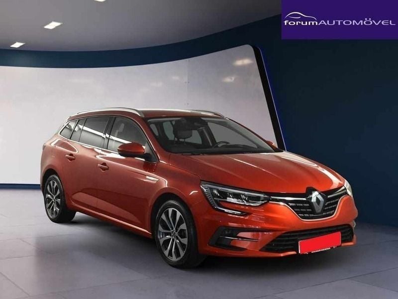Vermelho Usado 2022 Renault Mégane GrandTour Carrinha | € 27.500 - Imagem 1/4